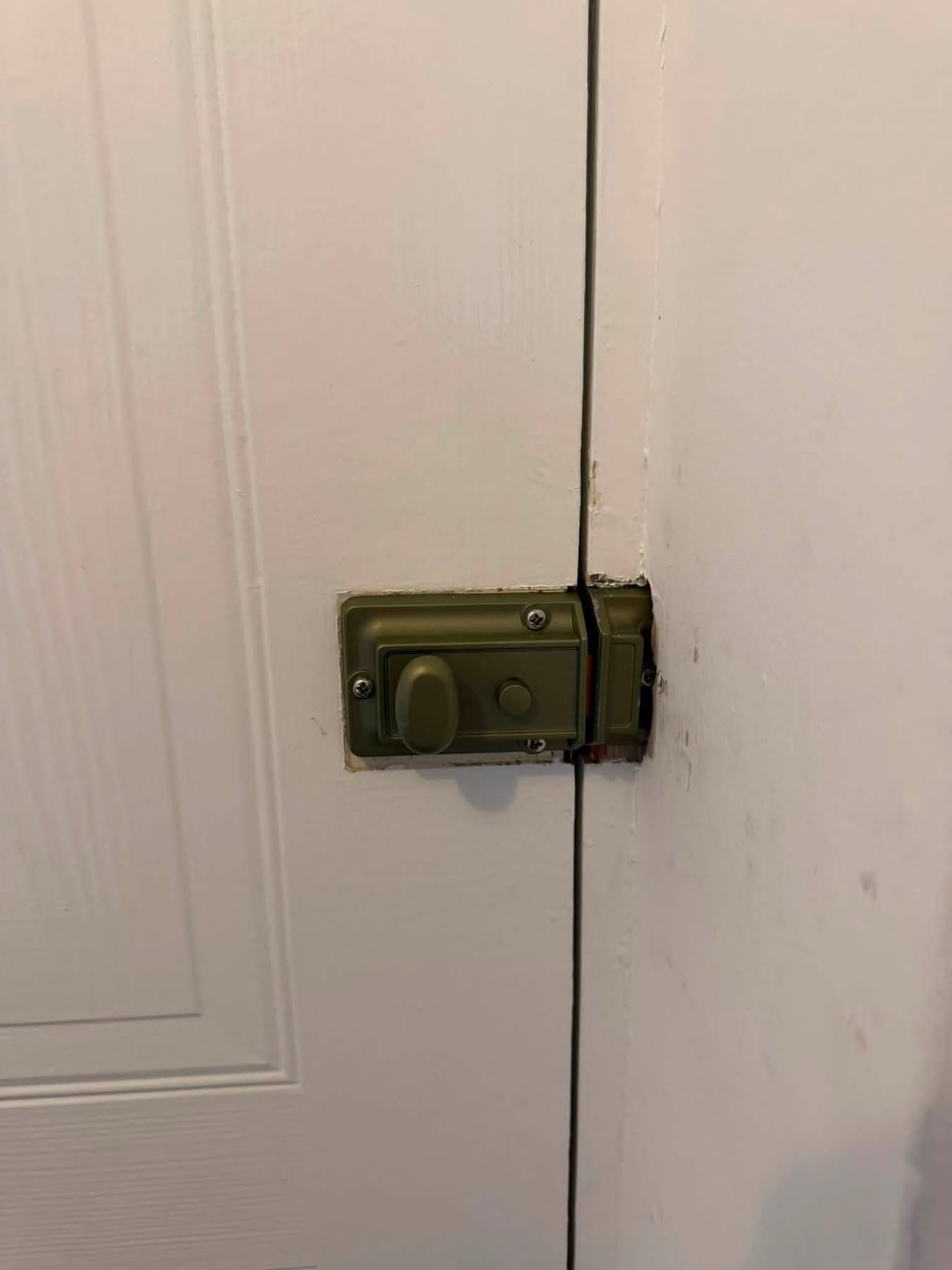 Replacement night latch fitted inside a flat in Smallfield